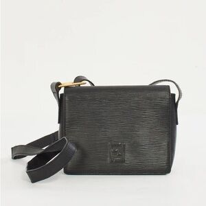 Rare exclusive Fendi Vintage Epi Leather Crossbody Bag Brown Gold Hardware